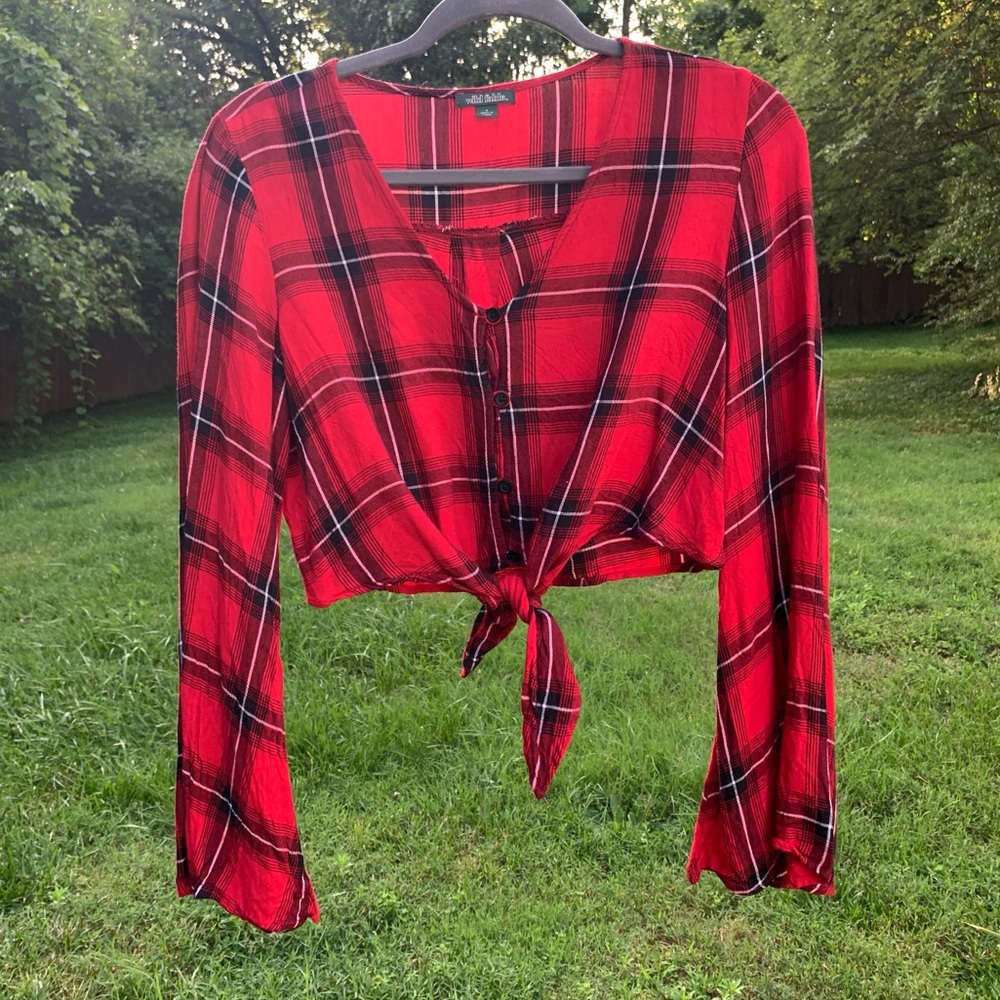 Red Plaid Crop Top w/ Tie front, Flared Bell Sleeve, Eyelet buttons, Size Small